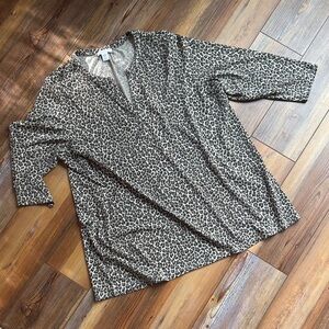 Carolina Belle leopard print top 3/4 sleeves